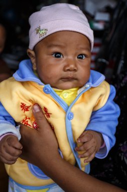 Yerel bebek çene devlet, Myanmar