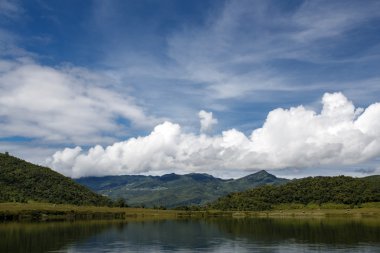 Rhi Gölü Myanmar (Burma)