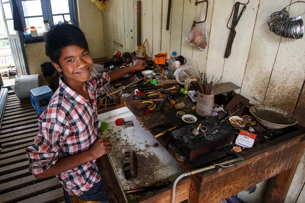 Skilled metal work in Myanmar — стокове фото