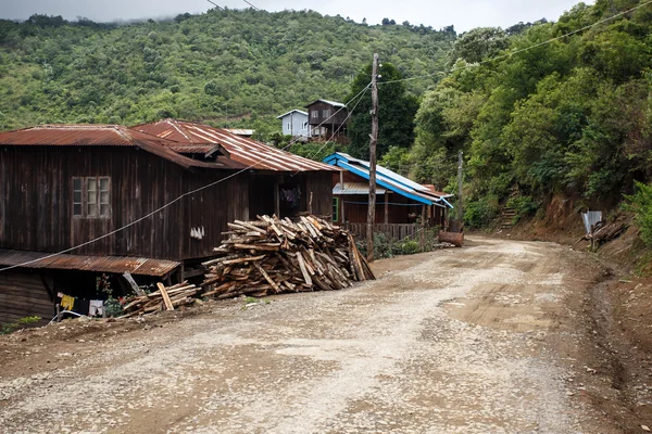 Rustikales Dorf in Myanmar — Stockfoto