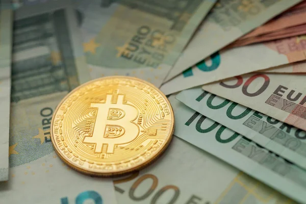 Gouden Bitcoin Ligt Euro — Stockfoto