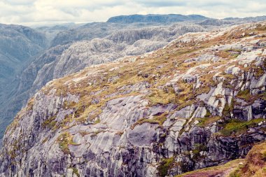 Norveç fiyordunun üst görünümü