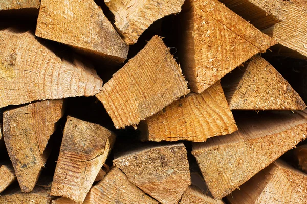Стопка дров как деревянный фон — стоковое фото