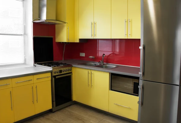 Dapur kuning interior — Stok Foto