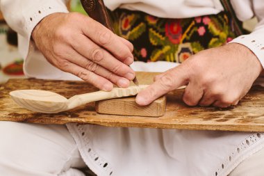 wood spoon carving sculpting romanian craftsmen clipart