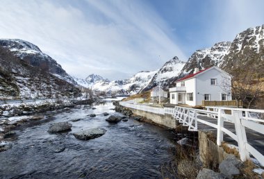Kış manzarası Lofoten Adaları,