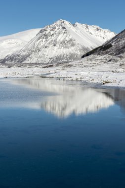 Kış manzarası Lofoten Adaları