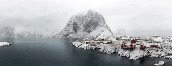 Kış, Reine, Lofoten Adaları'ndaki Hamnoy Adası Panoraması, — Stok fotoğraf