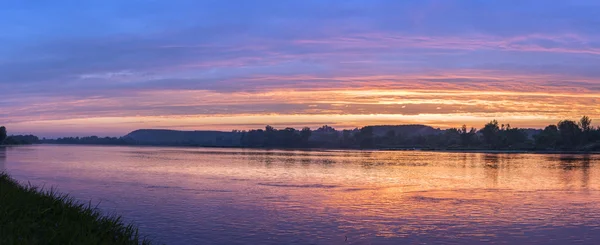 Panorama des Weichselflusses bei Sonnenuntergang — Stockfoto