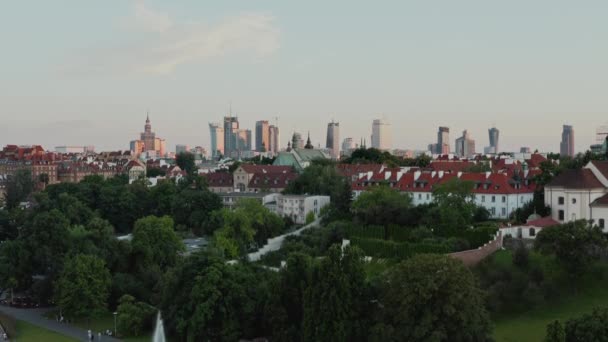 Panorama Starego Miasta Centrum Warszawy Przed Dronem Podczas Zachodu Słońca — Wideo stockowe