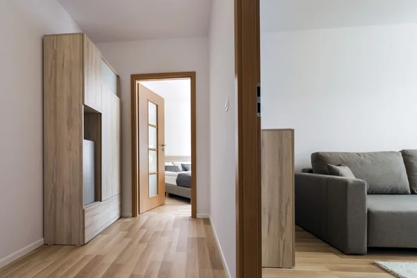 Dois modernos quartos de design simples — Fotografia de Stock