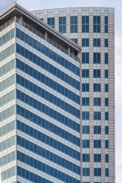 Modern business buildings in Warsaw downtown — Stock Photo, Image