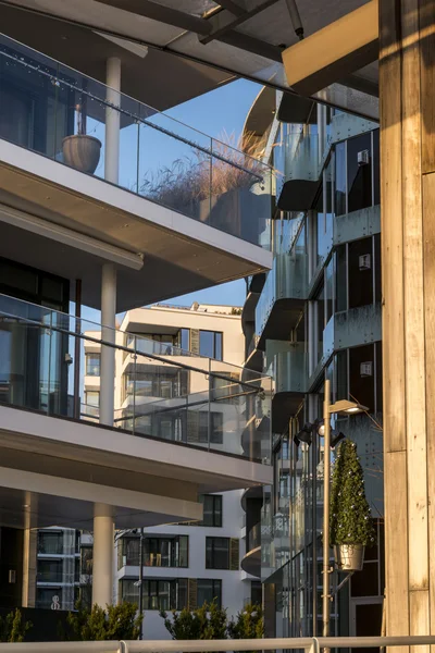 Arquitectura moderna, Aker Brygge, Oslo, Noruega — Foto de Stock