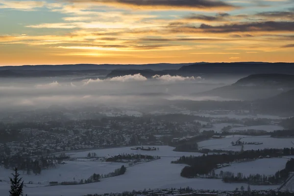 Panorama da cidade de Oslo da colina — Fotografia de Stock