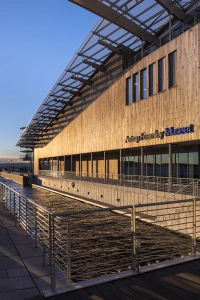 Astrup Fearnley Museum in Oslo during sundown — Stock Photo, Image