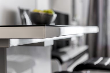 Modern siyah beyaz masa Deatil