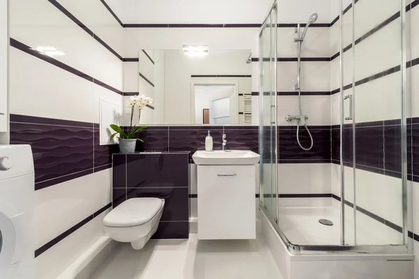 Modern bathroom with  shower cubicle — Stock Photo, Image