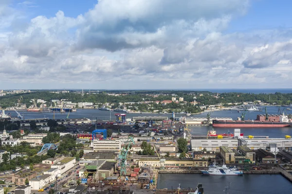 Containerterminal i Gdynia, Poland — Stockfoto