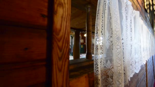 Интерьер деревянной татаро-мечети в Крушинянах, Польша — стоковое видео