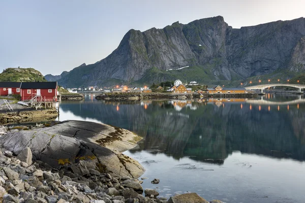 Bir küçük balıkçı limanı, Hamnoy, Norveç — Stok fotoğraf