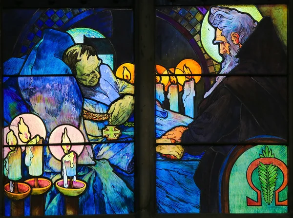 Vetrata dei Santi Cirillo e Metodio di Alphonse Mucha — Foto Stock