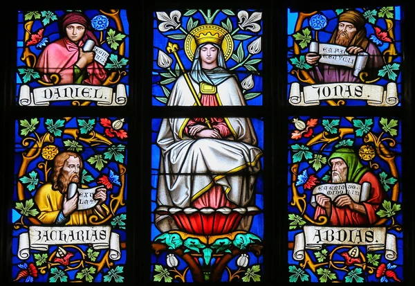 Sticlă colorată - Mama Maria și profeții — Fotografie, imagine de stoc