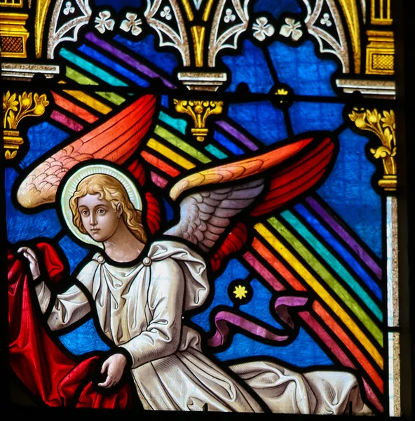 Gebrandschilderd glas van een engel — Stockfoto