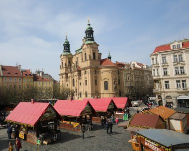 Prag eski şehir Meydanı - St Nicholas Kilisesi