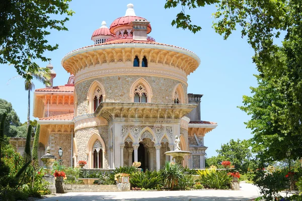 蒙塞拉特宫在辛特拉，葡萄牙 — 图库照片