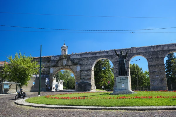 Aqueduto romano de Coimbra, Portugal — Fotografia de Stock