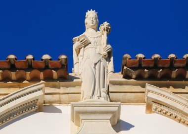 Coimbra Üniversitesi, Portekiz, bilgelik temsil eden heykel