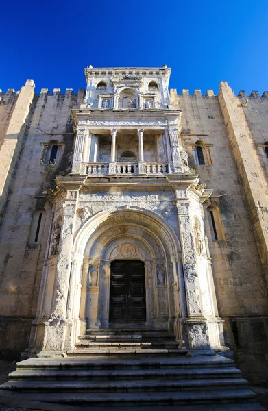 Oude kathedraal of Se Velha van Coimbra, Portugal — Stockfoto
