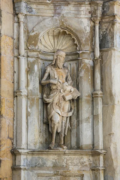 Estatua de San Juan Bautista, Coimbra, Portugal — Foto de Stock