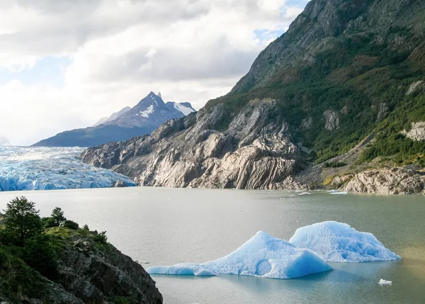 Glacier in Torres del Paine National Park in Patagonia, Chile — Stock Photo, Image