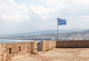 Venedik Fortezza veya Rethymno, Cret Kalesi, Yunan bayrağı