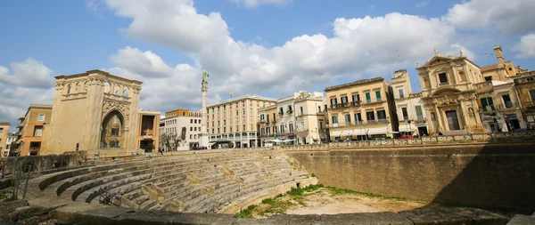 Római Amphiteatre (2. század) a Lecce, Puglia, Olaszország — Stock Fotó