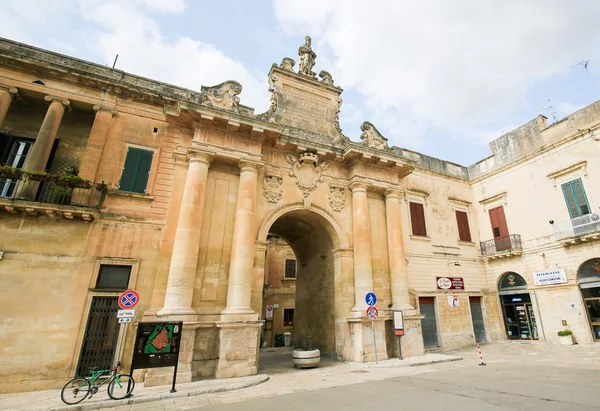 Porta San Biagio in Lecce, Apulië, Italië — Stockfoto