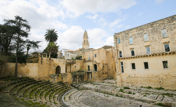 Римский театр в Лечче, Апулия, Италия
