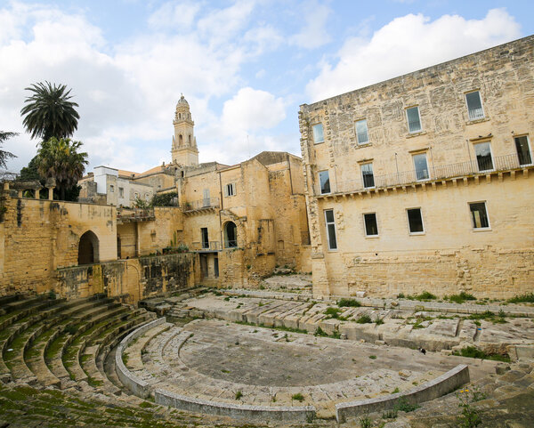 Римский театр в Лечче, Апулия, Италия
