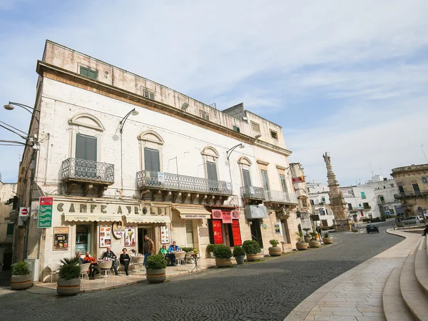 Standbeeld van San Oronzo in het centrum van Kos, Puglia, Italië — Stockfoto