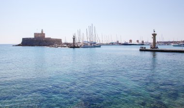 Rhodes harbour, Oniki Ada, Yunanistan
