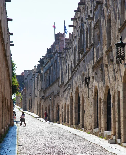 Třídě rytířů v městě Rhodos, Řecko — Stock fotografie