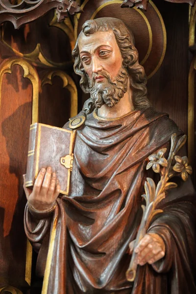 Дерев'яна статуя Святого Йосипа — стокове фото