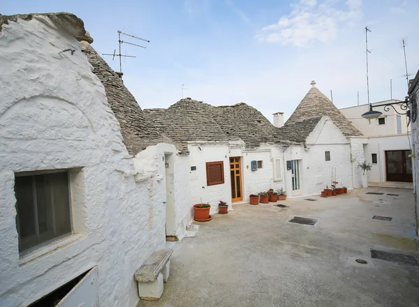 Trulli in Alberobello, Puglia, Italië — Stockfoto