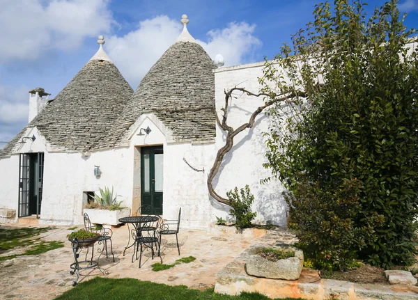 Trulli in Alberobello, Puglia, Italia —  Fotos de Stock