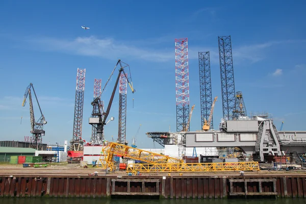 Haven van Rotterdam, de grootste haven van Europa — Stockfoto