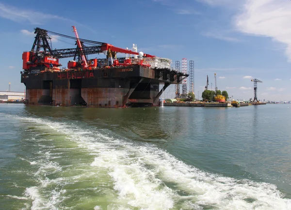 Rotterdams hamn, största hamnen i Europa — Stockfoto