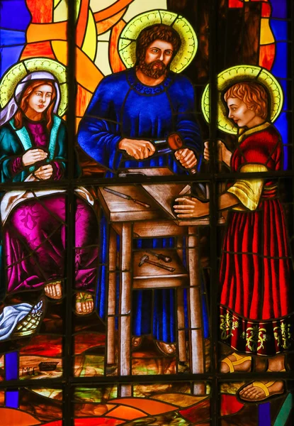 Stained Glass of the Holy Family in Madrid Cathedral — Stock Photo, Image