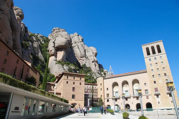 Montserrat montaña y abadía en Cataluña, España — Foto de Stock