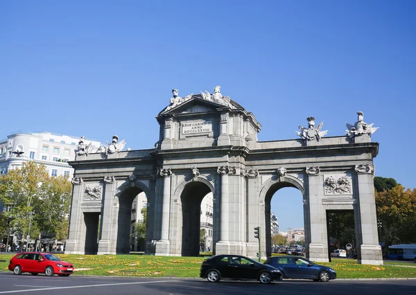 Puerta de alcala, Madryt, Hiszpania — Zdjęcie stockowe